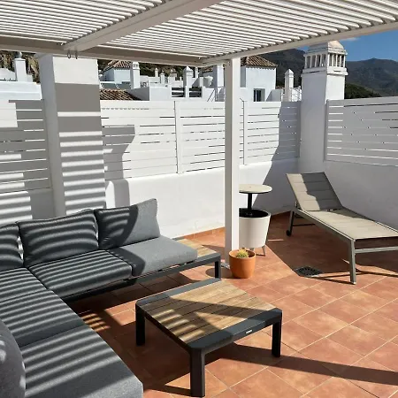 2266-amazing Newly Furnished Apt,on Golf, Sea View Apartamento